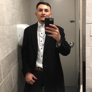 Meet your Posher, Adalid